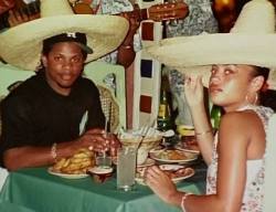 lionluck:  wzrdkelley:  how this nigga got the sombrero over his hat  Eazy was to flat out to take the hat off 😂