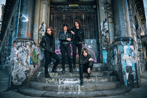 catbmen:These photos are amazing. Catfish and the Bottlemen by Rachael Wright