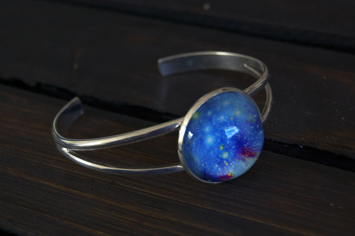 space-grunge:  space-inspired jewelry by hexafaunatake 25% off your order with code ‘zodiac25′ 