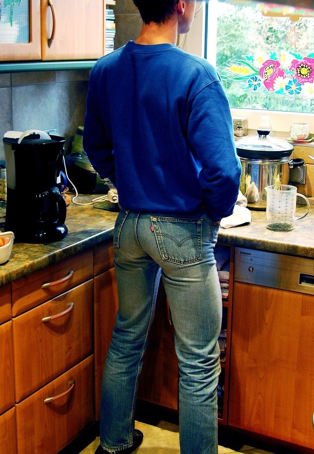 hotnaked8:  Amazing ass! 