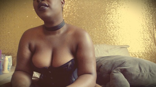 lumpy-bdsm-princess: glowing babySTREAMATE | MFC | WISHLIST(Don’t remove my caption or you’ll be blockt w the quickness)