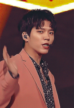 Bubblegeon:  Woohyun ✩ Hold On Me (190519)