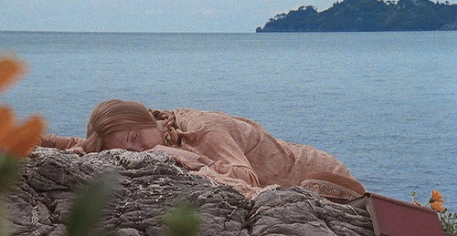 amatesura:  Enchanted April (1991) | dir. Mike Newell