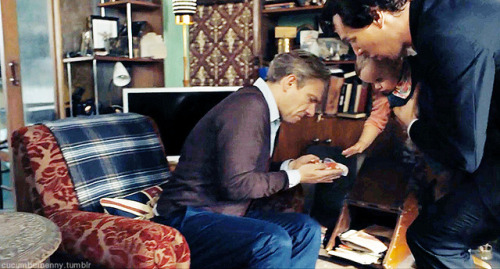 cucumberbenny:Johnlock