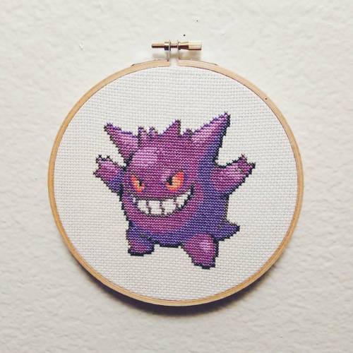 ladyvader:  #094 #crossstitch #pokemon