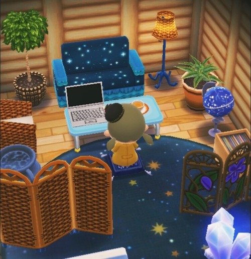 madelaidecrossesanimals:I’ve changed the upstairs of my camper approximately 1,000 times.