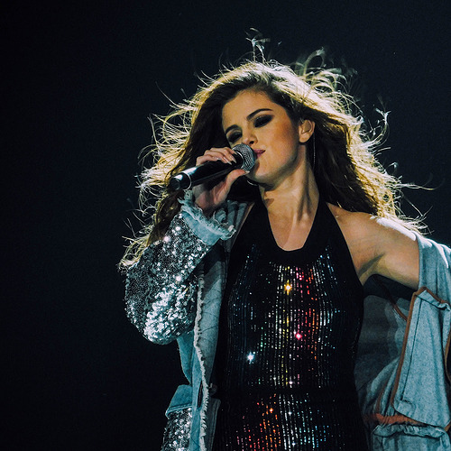 perfectionselly: I’ll walk through the fire, I’ll begin again, I’ll burn through m