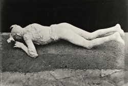 Woman Found In Pompei In 1875.