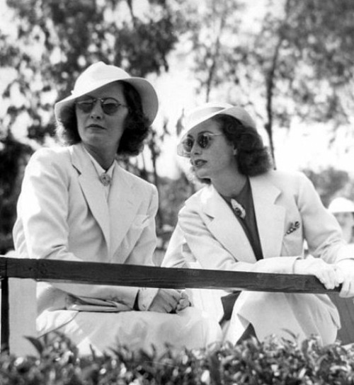 mermaidmotelxxx:Barbara Stanywck and Joan Crawford. Missy and Joanie. Queens.