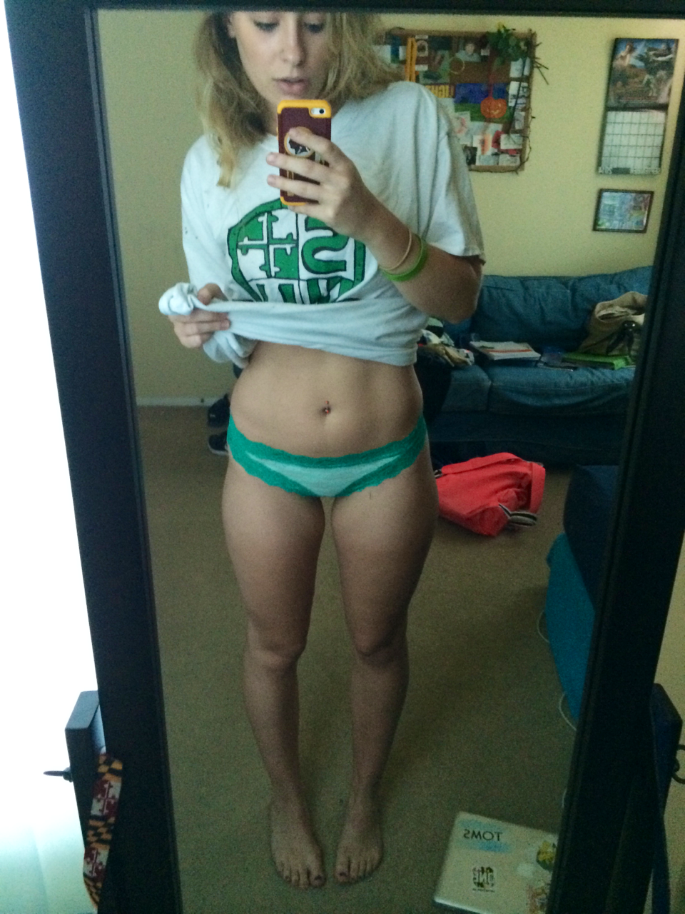 blueyedwreck:  I’ve been slacking on my workouts bc of school but I’ve been starting