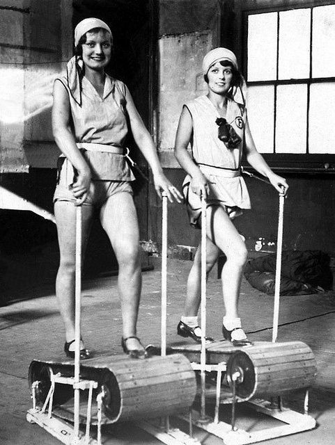 oldworldinventions:  1920(s): Treadmill