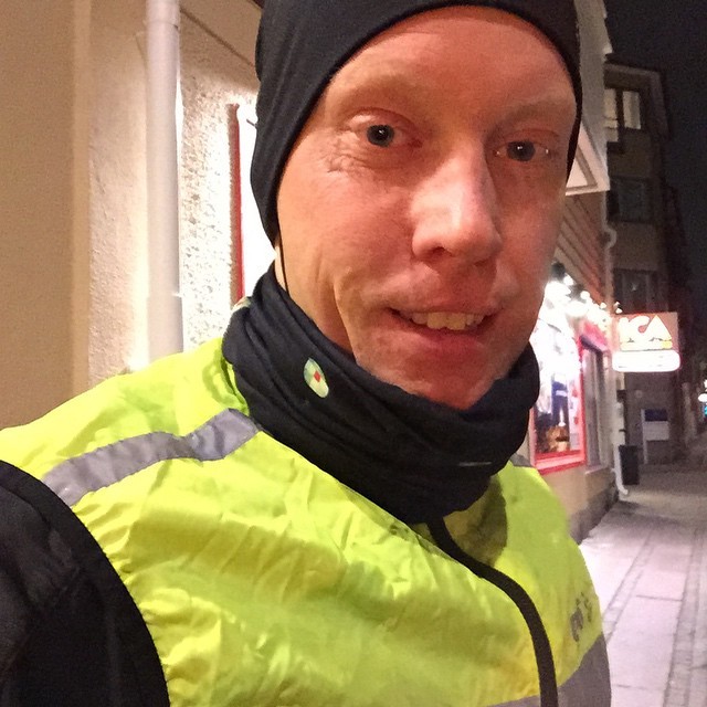 Den nya buffen funkar utmärkt i 12km där jag även lyckades springa vilse. (Dock ej buffens fel) #norstedtsjuridik #wolterskluwer #lonesomerunners #swe_run #running #löpning #rcrunnersoftheweek #runnerscommunity #instarun #RWpasset...