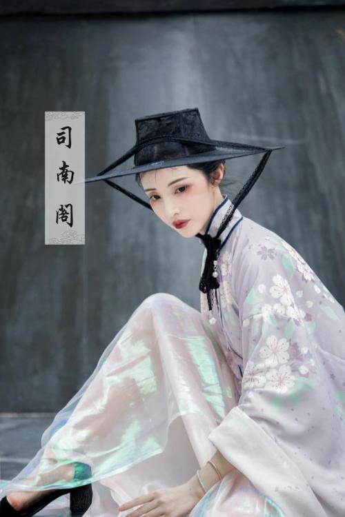 changan-moon:Traditional Chinese hanfu by 司南阁