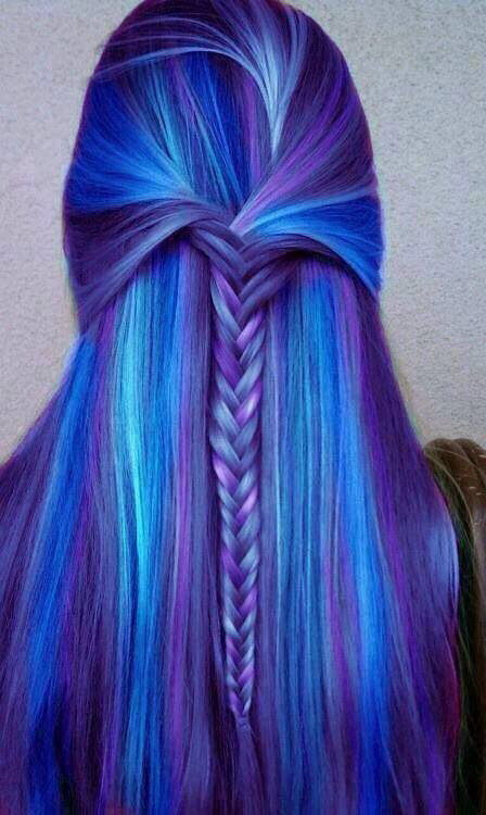 alltieduptonight:  Omg, want my hair to be purple and blue like this. So pretty!  Very pretty. -fms