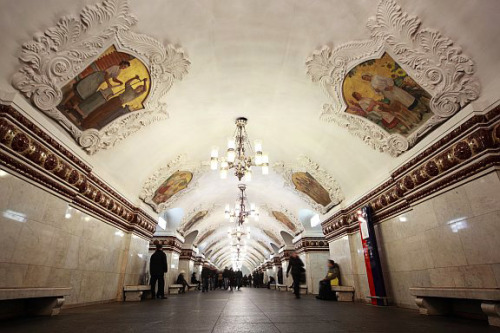 jackviolet:  One of the things that is really notable about Moscow and yet not many people outside Russia know about, is how gorgeous the Moscow metro is. These photos? That’s what the metro stations look like. Yeah. They’re called the “People’s