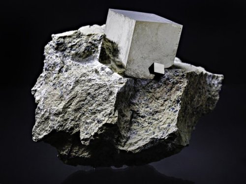 hematitehearts:Pyrite Cube on Basalt MatrixSize:8 x 6 x 5 inchesLocality: Navajun, Spain