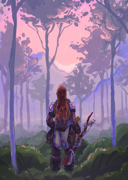 Aloy looking at the sky from within a forest