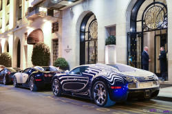 paul-skg:  A Veyron can hide another one http://www.flickr.com/photos/nickstyle/