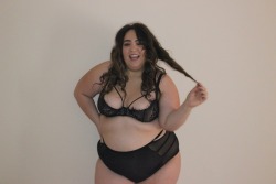 arplusfashion: I’m just a fat babe who likes lingerie