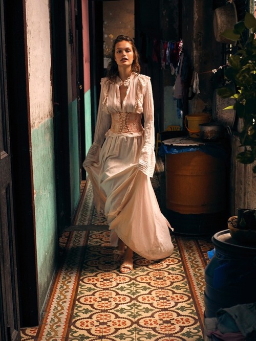 ineverypictureapoem: Cuba Dasha Maletina by Will Vendramini Elle Poland, 2018