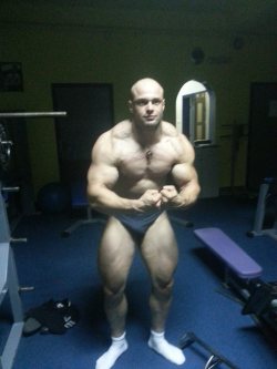 izomjock:  Sasa, serb hunk