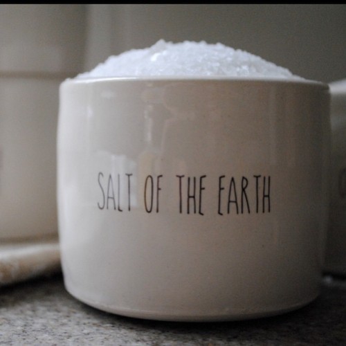 Because salt holds a special place in every cooks heart! Handmade Ceramic Salt Cellar by @nelledesig