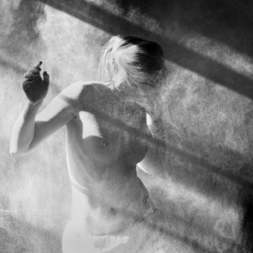 klauserator: Andreea Chiru (via TumbleOn)