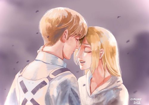 ‘I’m back, Armin…’ ___________________________ #aruani #arminxannie #attackontitanseason4https://w