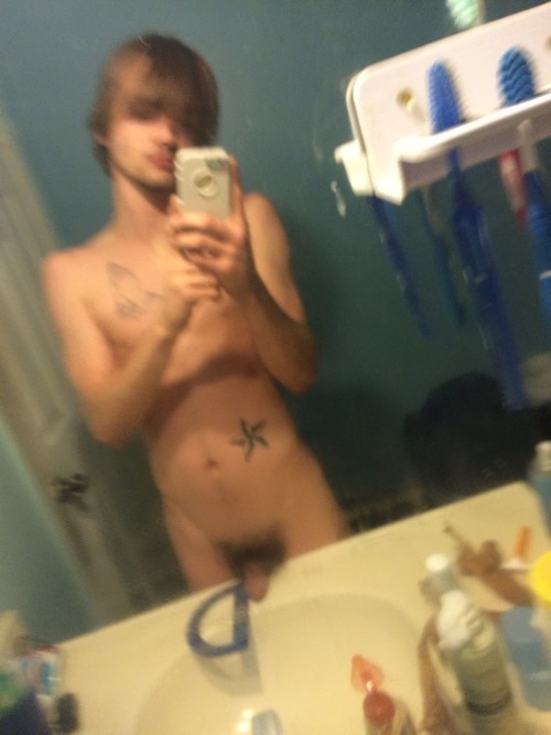 Porn photo nudienudes1:  @showyourtinydick @sytdick