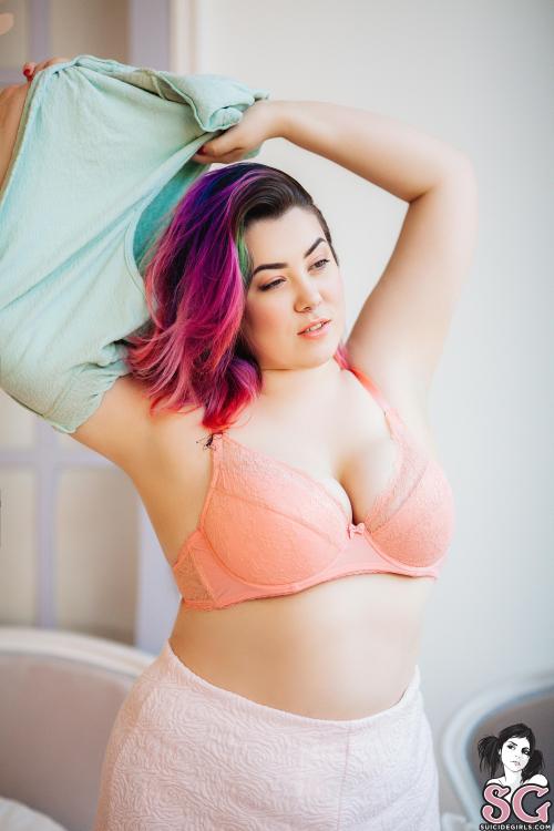 goddessofearthplus:  Radmila Rockie Zombie aka Tallica.