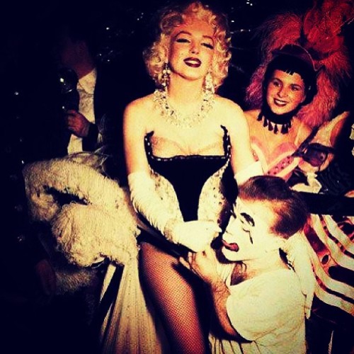 midgetzvidz1: Marilyn Monroe Does Midgets at MidgetVidz.com!