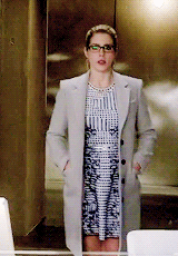 smoakgifs:favorite outfits:felicity smoak (the flash, season 1)