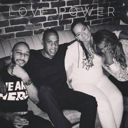 beyoncefashionstyle:  Beyoncé,Jay Z,Swizz Beatz and Alicia Keys in NY last night