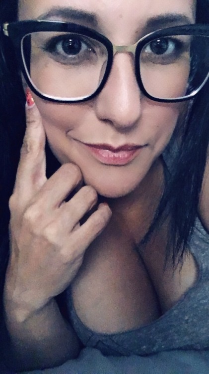 clairesecretplayground: Yep it’s me! Deal with it  Looking great!