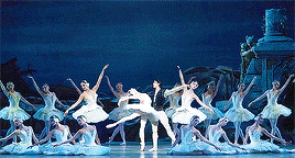 lunachicktv:   First Time Viewing In 2016»└ #12 • A Ballerina's Tale (2015)