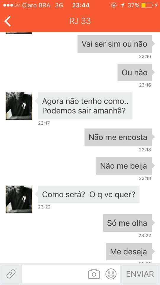 ruadrop:  humotariano:  “ Da até medo …”  KKKKKKKKKK AQUELAS DE JOGAR AS MÚSICAS