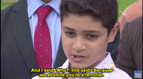 rickgrimesbabyface:hijabby:thawrah:micdotcom:12-year-old Waleed Abushaaban’s class was watching Bend