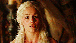  8 gifs per episode | game of thrones  ~ Jon Snow &amp; Daenerys Targaryen