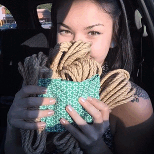 wasabiibaby:  little-moonlight-baby:  wasabiibaby:  New ropes!!!  Why is she so cute