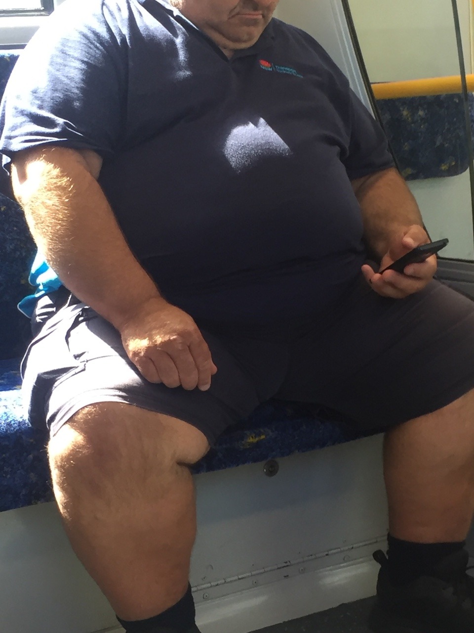 superchubfatpads:  Some hot chubs on the train this morning, tried to cruise but
