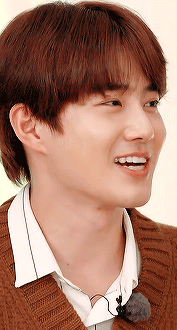 exo-stentialism:Happy EXO! ♡ // #EXOWillTellYou Midwinter’s Night V Live 181212
