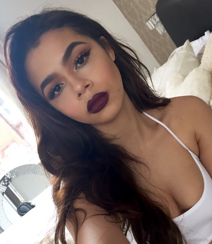phuckindope:  Aaliyah Royle