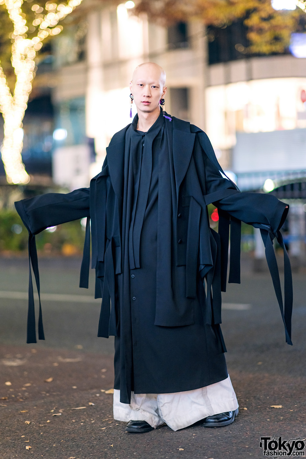 tokyo-fashion:  Japanese musician Shouta on the street in Harajuku wearing an oversized