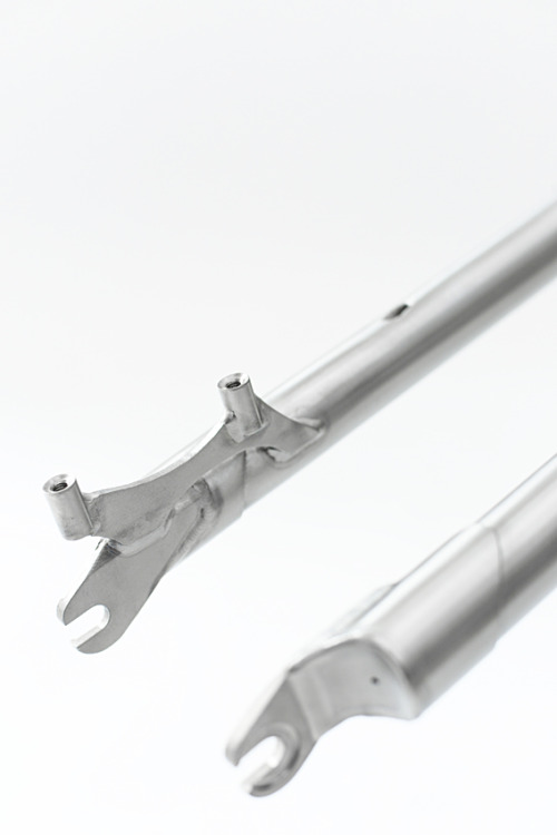 wittson: 29er rigid full titanium fork NullaIf you thought rigid forks were simple, wait ‘til you se