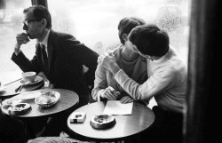 rosxa:  ch4ndra:  hadaes:   At the café de Flore, Paris 1960Léon Herschtritt  i want this  me too  same 