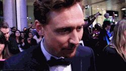 tomhiddleston-gifs:   Things I love : ‘The