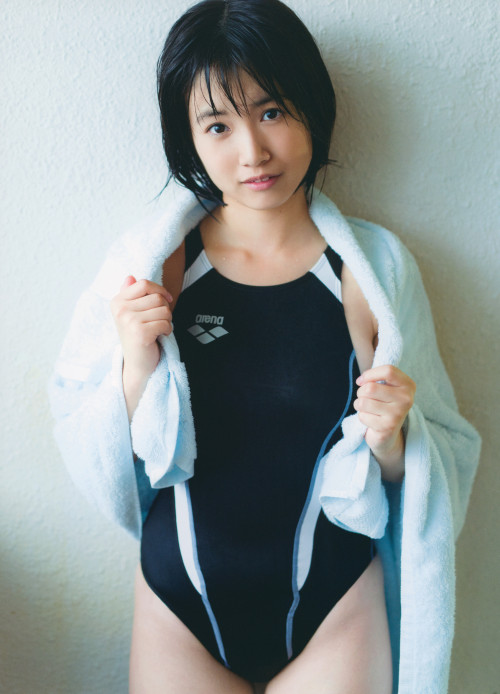 voz48reloaded:  Tomonaga Mio 1st Photobook 「Hinata」