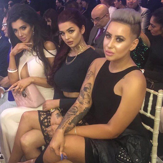 @kimkardashian @kyliejenner @amberrose 😂😂😂 Hahahahah #fashionshow #vip @dubaifashionweeklondon