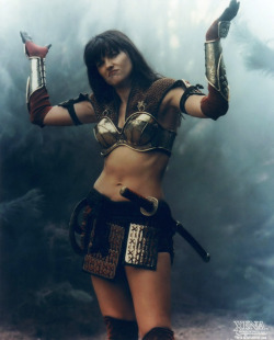 princelesscomic:Lucy Lawless is a woman capable of making you forget that the thing she is wearing is absolutely ridiculous on several levels by just being grade a 100% badass  🙌