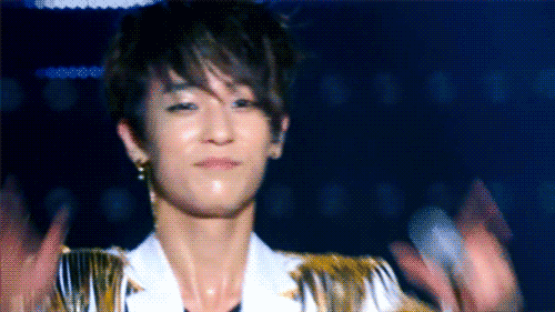 98png-blog:  4/? no.1 asia tour gifs 